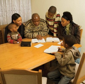 famille-mormone-ecritures8