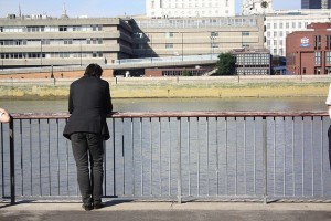 le désespoir de la solitude peut amener des personnes à perdre goût à la vie