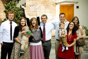 missionnaire-retour-maison-avec-sa-famille