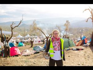 Hayley Smith a appris l'arabe et aide les réfugiés comme traductrice
