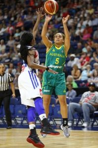 Leilani Mitchell participe aux jeux olympiques au basket ball