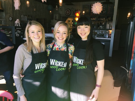 deux mormones dans Wicked le musical lors de la tournée