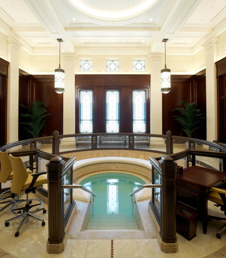 indianapolis_temple_baptistry-ok