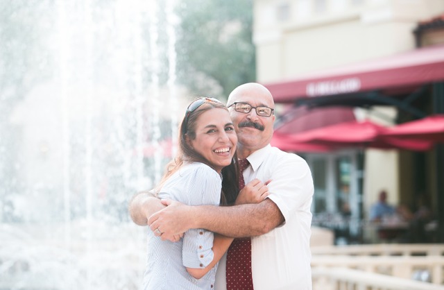 couple de la famille musulmane iranienne convertie au christianisme