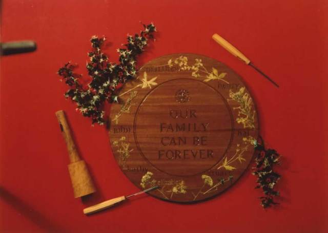 Henry B. Eyring a sculpté sur le bois