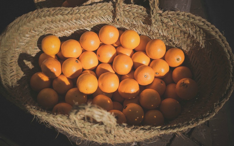 souvenirs de Noël des oranges et des pamplemousses pour les veuves