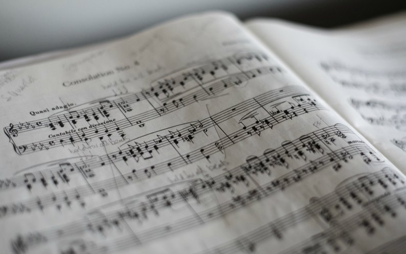 notre maître nous aide avec nos fautes