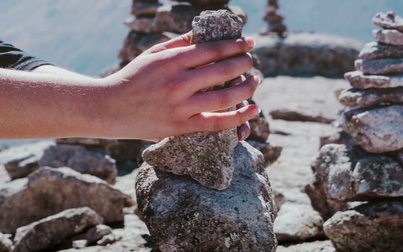 continuez de bâtir son royaume