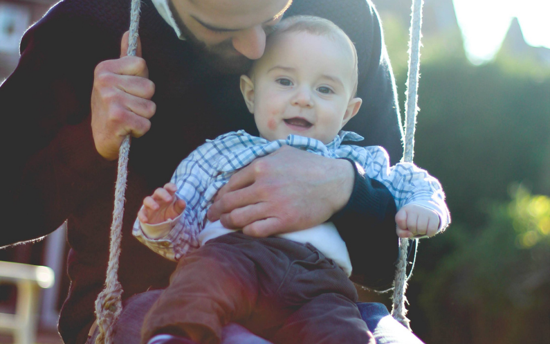 votre papa quand il jouait avec vous